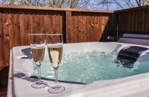 Runswick Bay Casa | Lilac Lodge