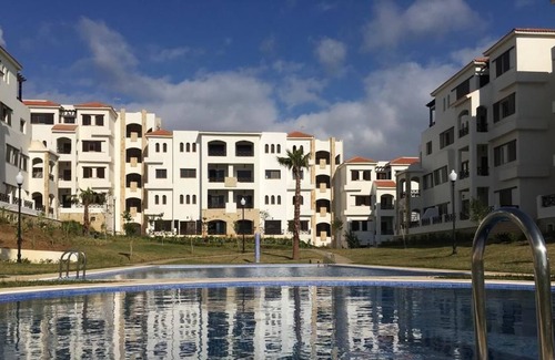 Cabo Negro Apartamento | Lilac's garden Vue piscine