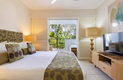 Palm Cove Apartamento | Lilac Suite—Chic Resort Living at The Beach Club