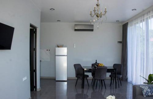 Kobuleti Chalet De Esquí | Lile House