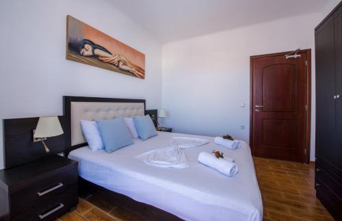 Agia Marina Apartamento | Lilium Hotel
