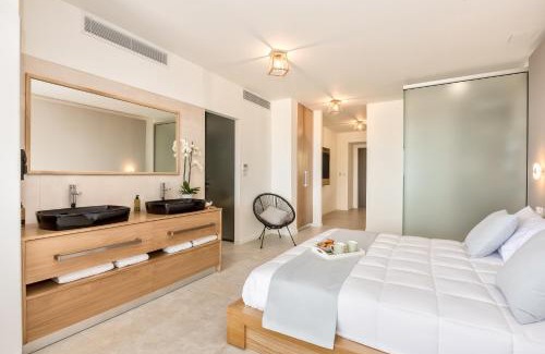 Agia Marina Hotel | Lilium Luxury Suites