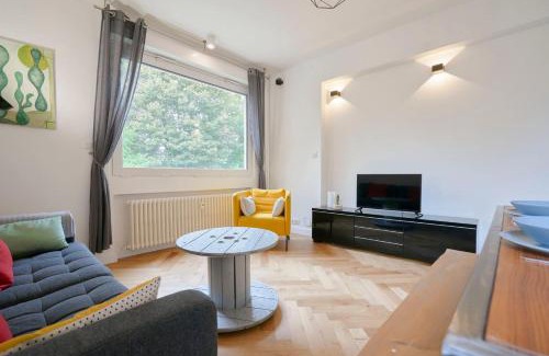 Saint-Maurice Pellevoisin Apartamento | Lille République - 2ch très lumineux + Parking !