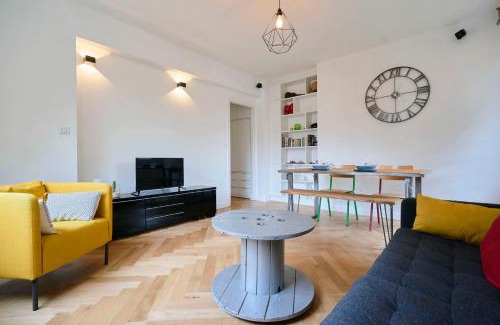 Saint-Maurice Pellevoisin Apartamento | Lille République - 2ch très lumineux + Parking !