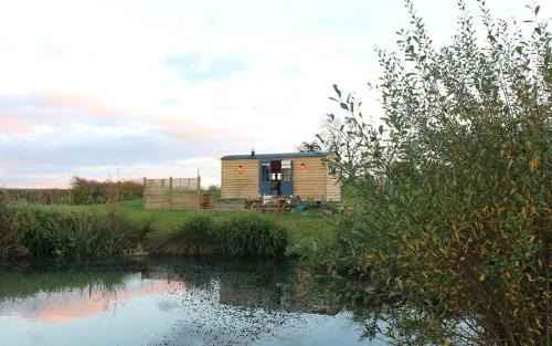 Bottesford Casa | Lillie's Shepherd's Lodge Retreat & Wellness