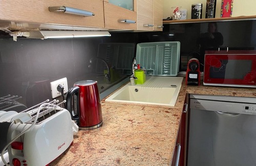 Luino Apartamento | LILLY House - garden, barbecue, free parking, wifi, 5 mins from the lake by car