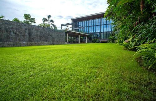 Petitenget Villa | Lillypad 5Bed Villa