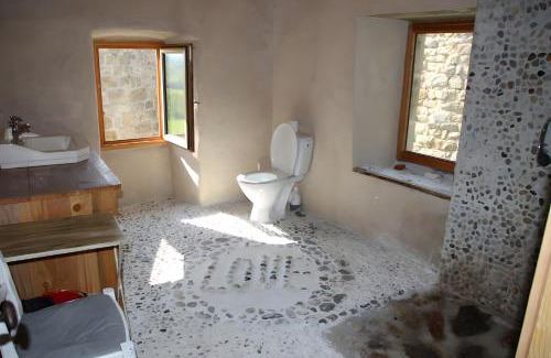 Saint-Julien-Labrousse Apartamento | Lilodahu Gite et animaux rigolos