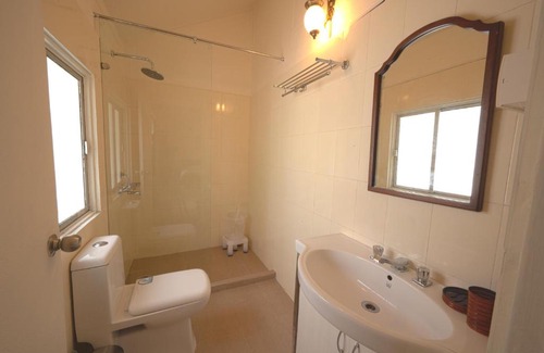Manali Casa | Lily Brook Cottage