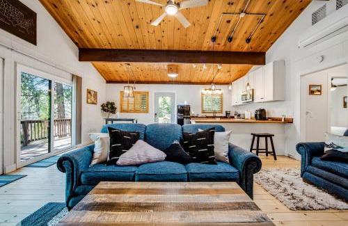 Idyllwild Casa | Lily Haus