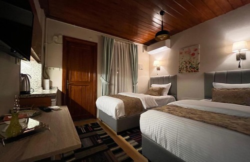Emin Sinan Apartamento | Lily Mansion