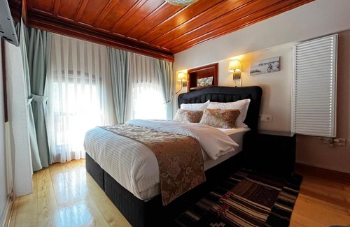 Emin Sinan Apartamento | Lily Mansion
