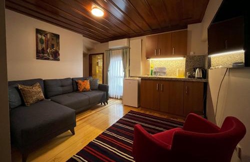 Emin Sinan Apartamento | Lily Mansion
