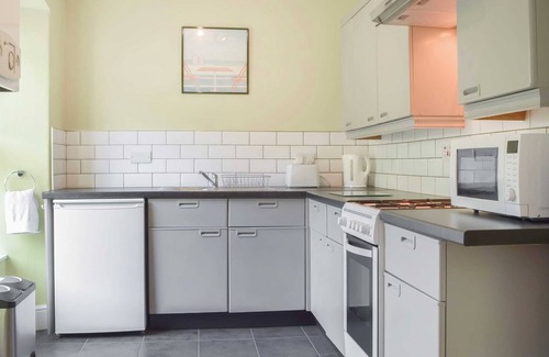 Llanfynydd Cabaña | Lily of the Valley - UK47133