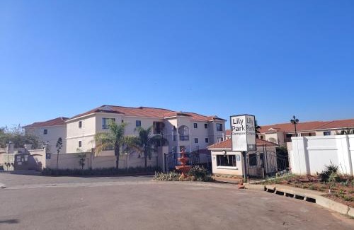 Rustenburg Apartamento | Lily Park Complex , Self-Catering
