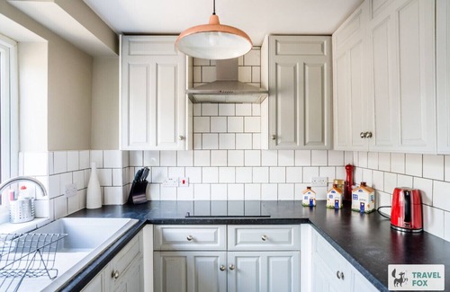 Nottingham Casa | Lily's Stay Central Parking