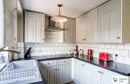 Nottingham Casa | Lily's Stay Central Parking