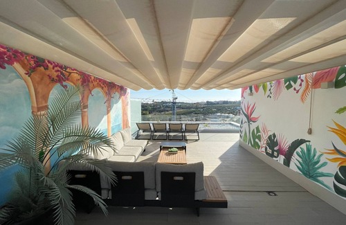 New Golden Mile Chalet De Esquí | Lima | Casa adosada con piscina en Estepona