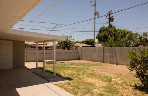 Yuma Casa | Lime Luxury Oasis w/ Game Room, 4 mins to Downtown