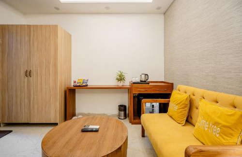 Greater Noida Apartamento | Lime Tree 3BHK Service Apartment Near India Expo Mart Greater Noida