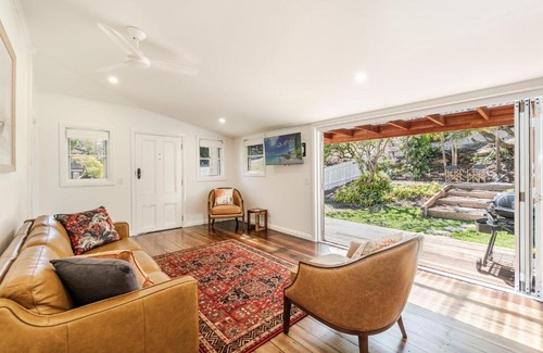Yamba Casa | Lime Tree Cottage - Pet Friendly