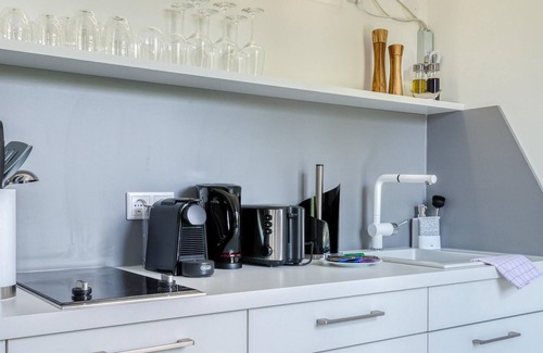 Munchen District Apartamento | limehome Garching Bürgermeister-Amon-Str|SuiteM LT