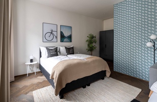 Innere Stadt Apartamento | limehome Linz Schillerstr | Suite M with sofa bed