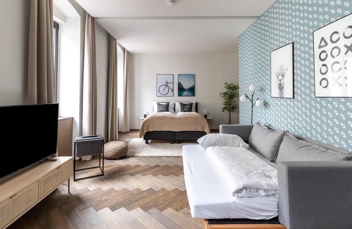 Innere Stadt Apartamento | limehome Linz Schillerstr | Suite M with sofa bed