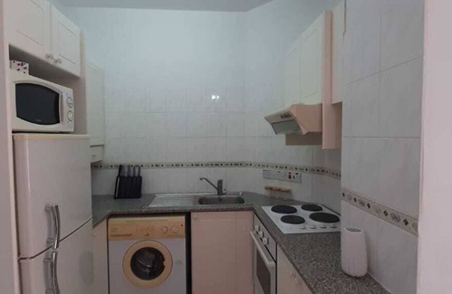 Paphos Apartamento | Limnaria Gardens - Superb modern 1 bed apartment with pool views