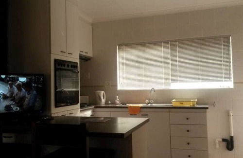 Port Elizabeth Apartamento | Lin's Guest Flat, Framesby, Port Elizabeth.