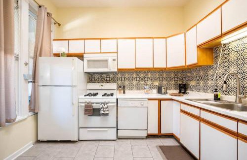 Wrightwood Neighbors Apartamento | Lincoln Park 3 BR Penthouse