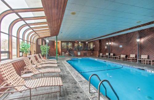 Lincoln Apartamento | Lincoln Resort Condo with Pool Access - Near Hiking!