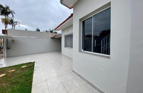 Jardim Acapulco Casa | Linda Casa com Piscina