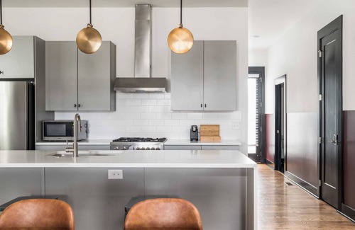 Hope Gardens Casa | Linda, Emmylou & Patsy by Avantstay 3 Unit Buyout w/ 11br in Heart of Nashville
