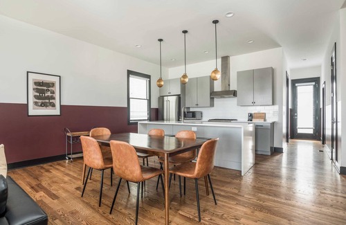 Hope Gardens Casa | Linda, Emmylou & Patsy by Avantstay 3 Unit Buyout w/ 11br in Heart of Nashville
