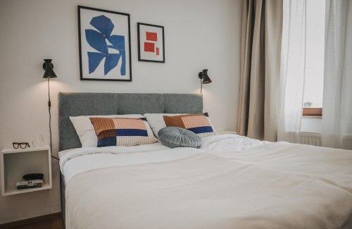 Burgeresch Apartamento | LINDEN Apartment für bis zu 6 Personen mit Parkplatz, Terrasse, 2 Bäder und Babybett