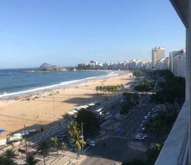 Copacabana Apartamento | Lindo apartamento na avenida atlântica Copacabana R.J