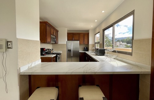 Zona 16 Apartamento | Lindo penthouse con lindas vistas, espacioso cerca de Paseo Cayala