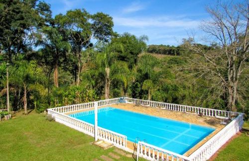 Portao Casa | Lindo sitio c lago e lazer completo em Atibaia SP