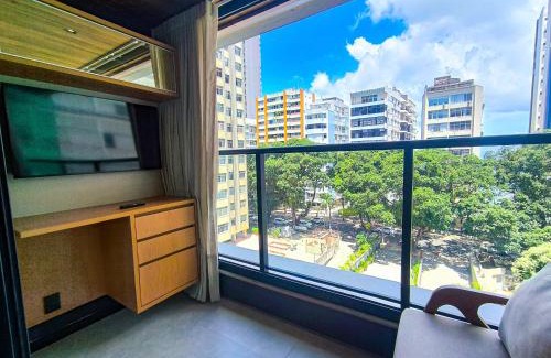 Graca Apartamento | Lindo Studio de Alto padrão no Corredor da vitória com Cozinha Completa, Piscina e Academia no Rooftop, Lavanderia e Minimercado