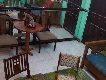 Bacoor City Apartamento | Lindy Green Home