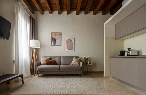Castello Apartamento | Lion Palace Junior Suite R&R