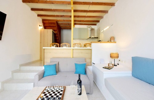 Filerimos Cabina | "LiRi family paradise"
