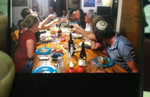 Rishon LeTsiyon Cabina | Lisa's Farm Place