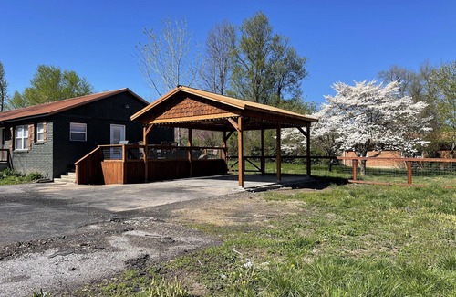 Lebanon Casa | Lisas place. Cozy gathering place nestled in the heart of Lebanon Mo