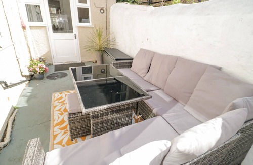 Llandudno Cabaña | LISBOA, pet friendly, character holiday cottage in Llandudno