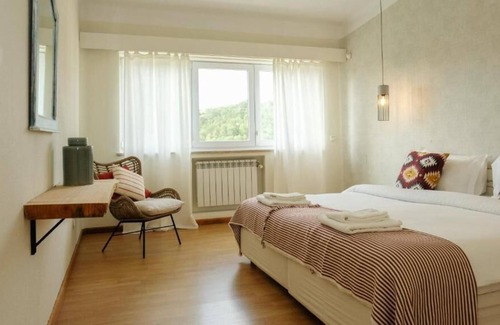 Barcarena Casa | Lisbon Country Villa - Two Bedroom Family Suite