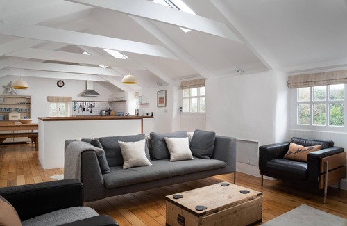 Sancreed Casa | Lisbue Barn - idyllic dog friendly escape within easy reach of beaches, parking