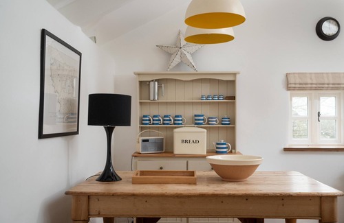 Sancreed Casa | Lisbue Barn - idyllic dog friendly escape within easy reach of beaches, parking