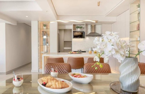 Clifton Apartamento | Lisburn On Clifton Beach House - Modern with views